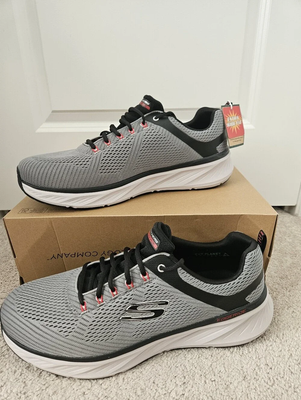 New $85 Skechers Men’s Extra Wide Fit Edgeride Contention Sneakers Gray Size 16